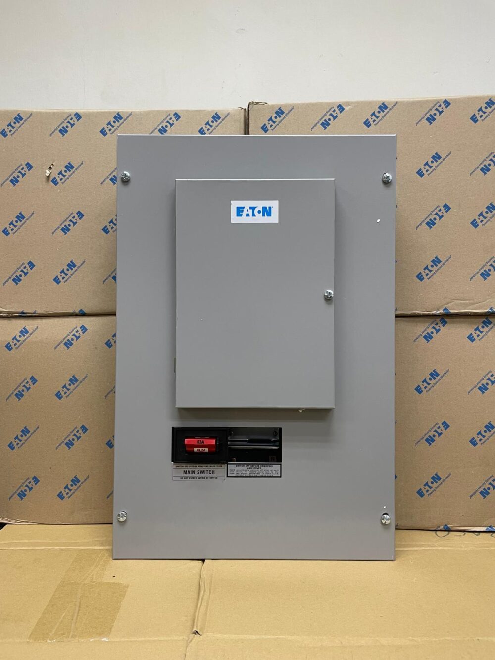 TPN 32A Isolator Switchfuse Distribution Board with Provision for RCCB